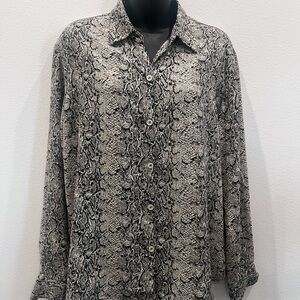Liz Claiborne Black and White Snakeskin Blouse